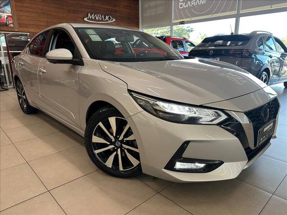 NISSAN SENTRA 2.0 16V GASOLINA EXCLUSIVE XTRONIC NISSAN SENTRA 2.0 16V GASOLINA EXCLUSIVE XTRONIC